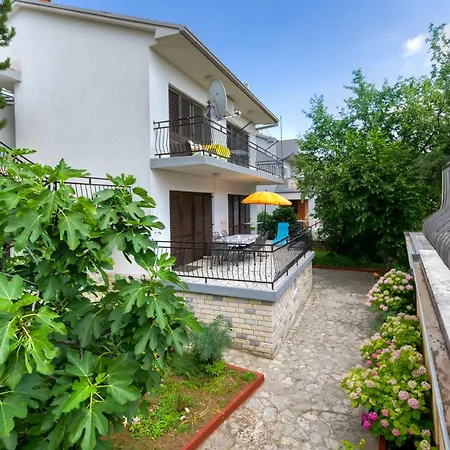 Omercic Apartment Jadranovo